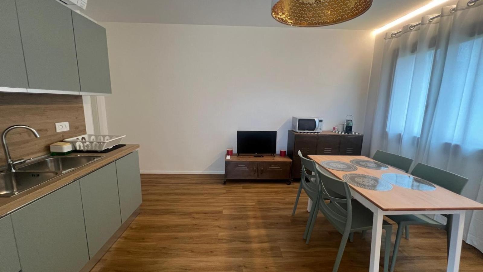 Vive Apartments Visit Veneto Express Castelfranco Veneto Bagian luar foto